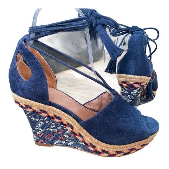 Cabi Women's Isla Wedge sandal Blue suede 6 EUC - Picture 4 of 6